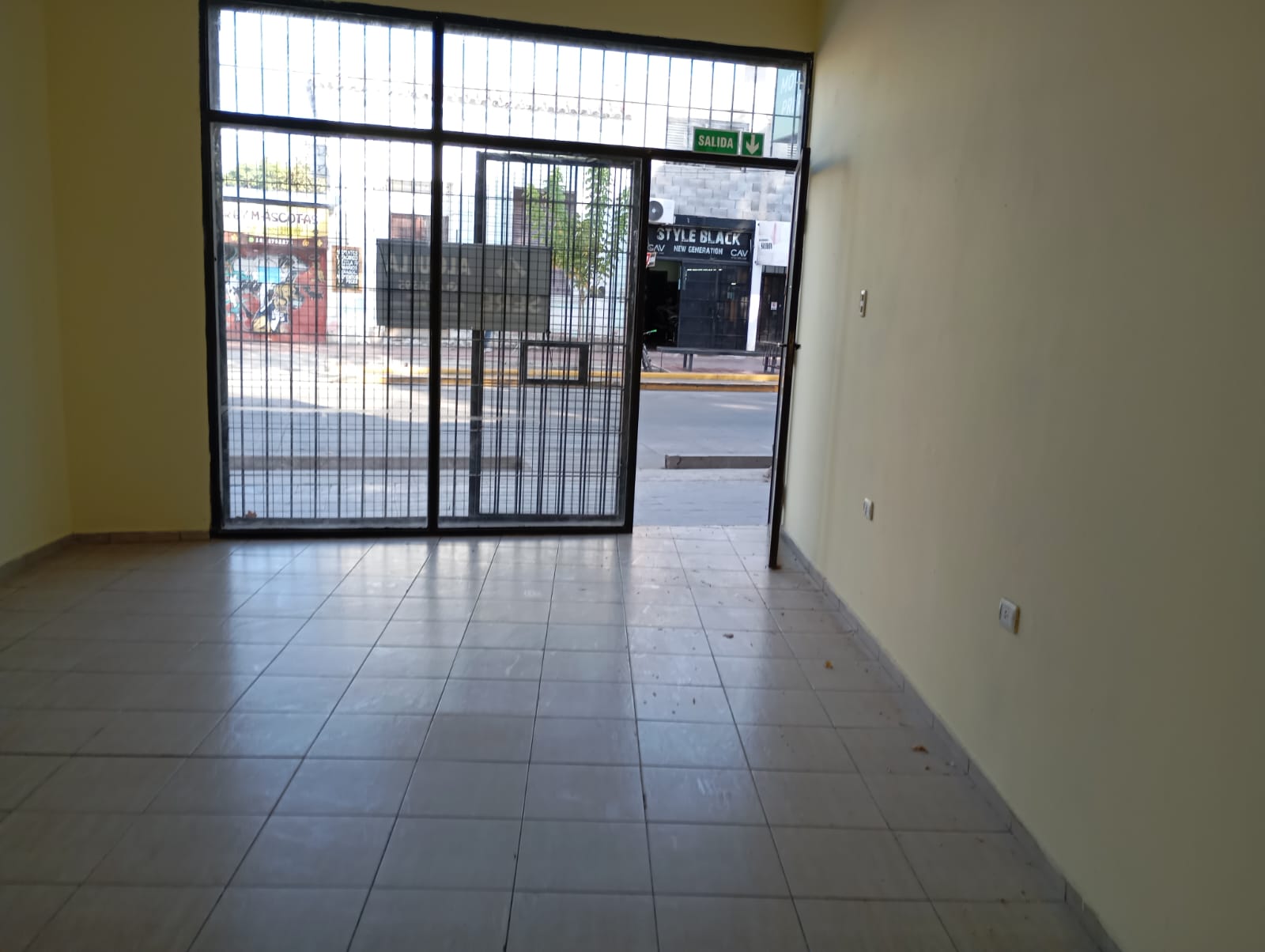 Local Comercial Ubicadisimo - Imagen 4