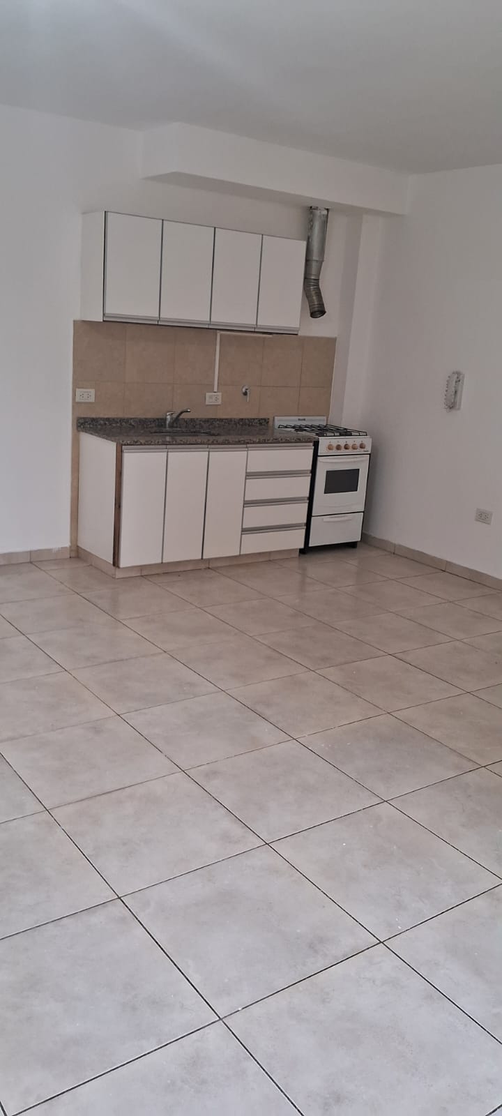 Departamento en planta baja - Imagen 2