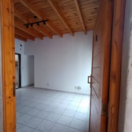 Excelente departamento adyacente Plaza Godoy Cruz - Imagen 5