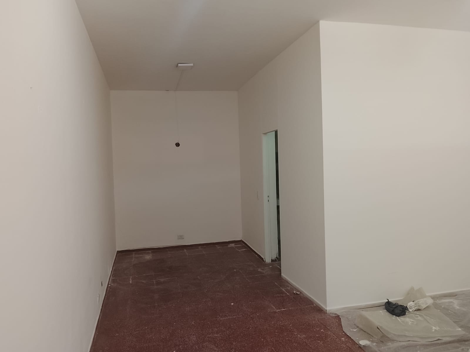 LOCAL COMERCIAL EN ALQUILER – EXCELENTE UBICACIÓN - Imagen 2