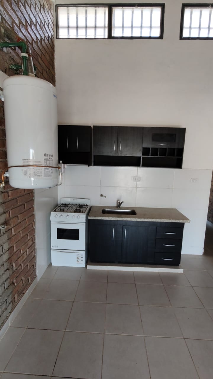 Excelente Departamento adyacente b° municipal - Imagen 13