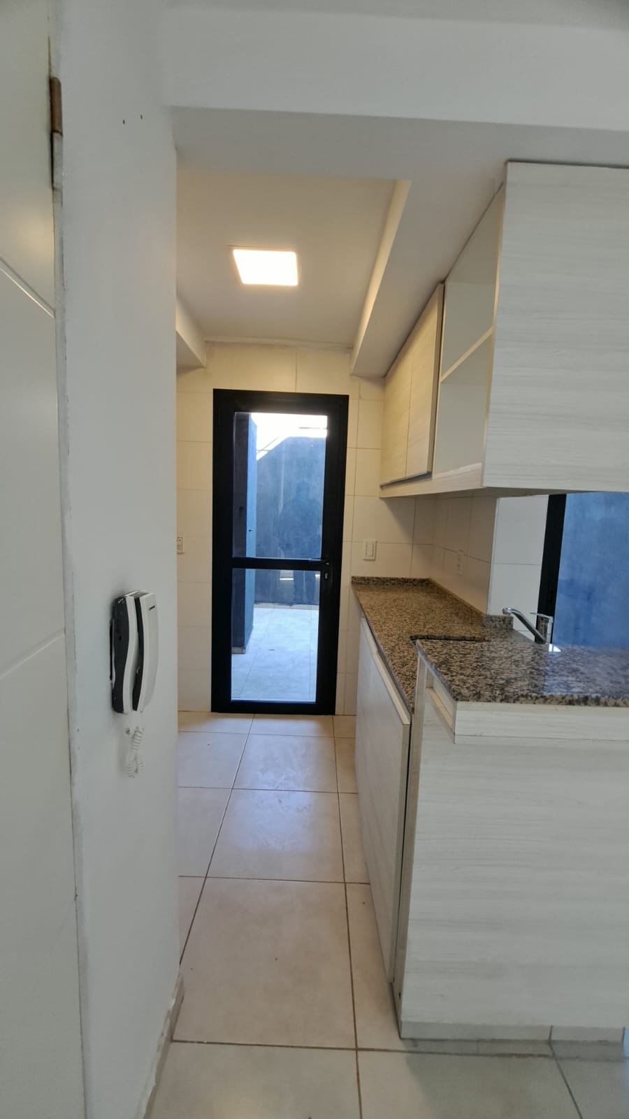 Precioso departamento en alquiler B°Sanidad - Imagen 2