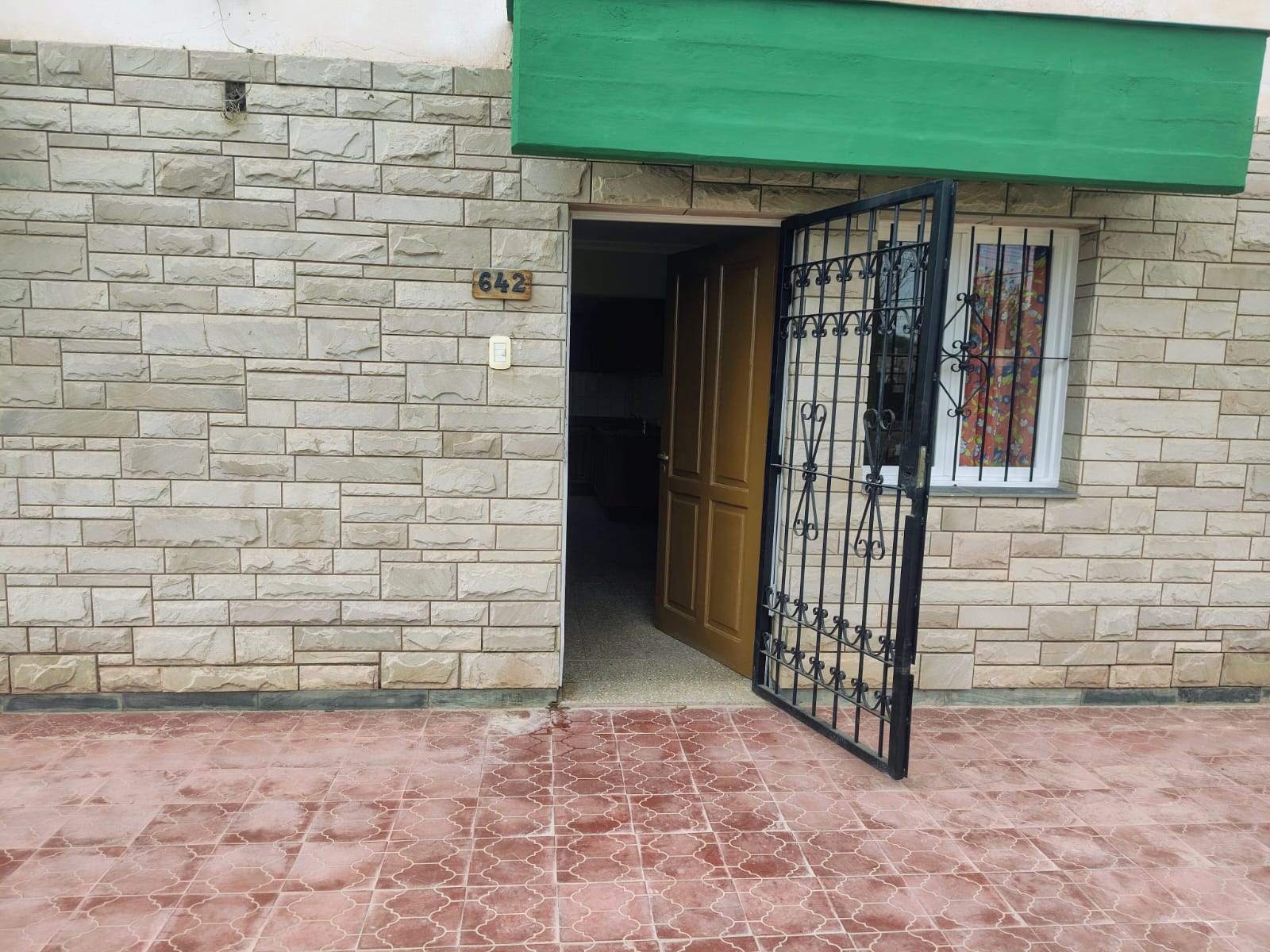 ALQUILER DE CΓMODA Y FUNCIONAL CASA - Imagen 20