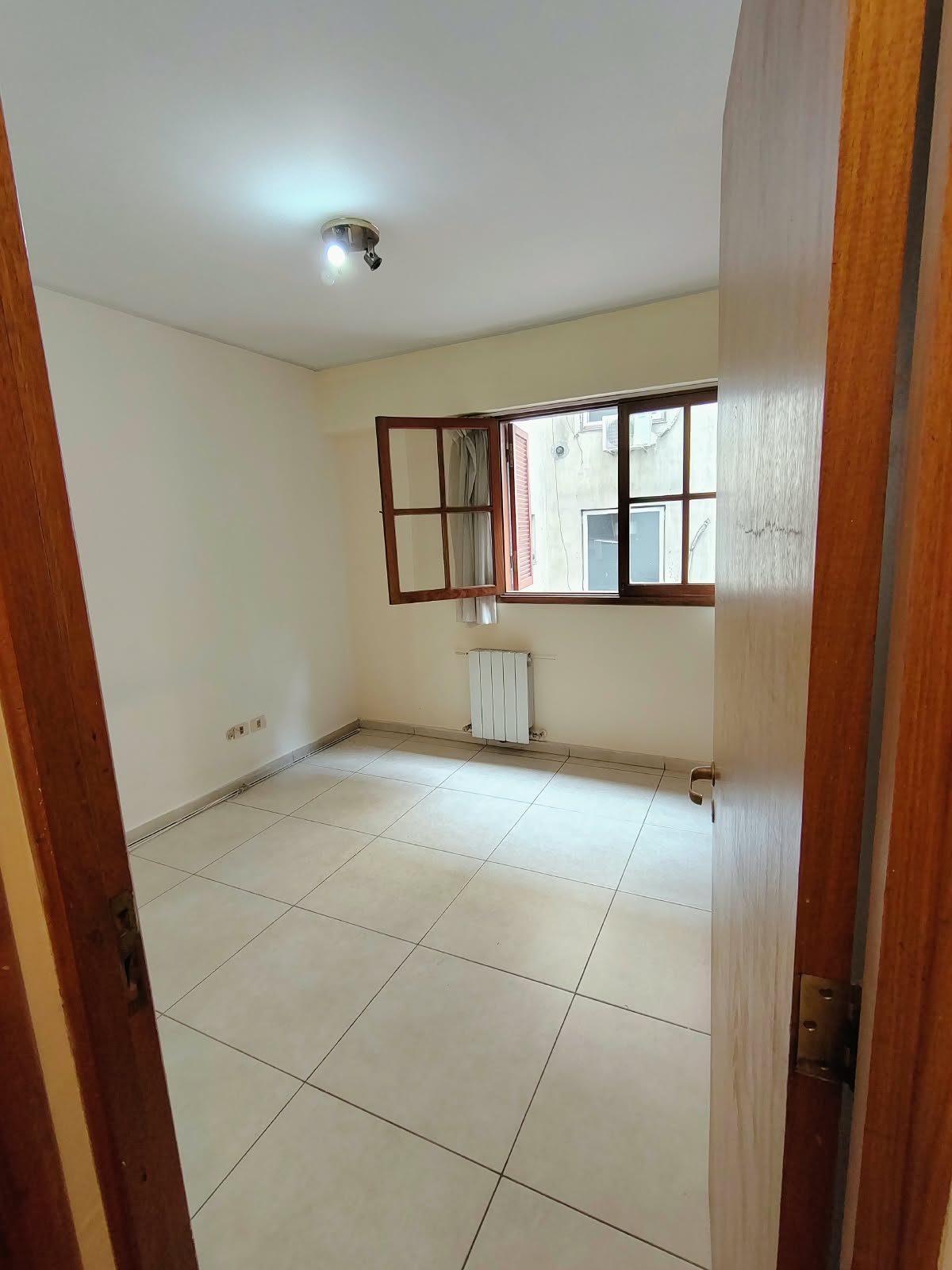 Hermoso y ubicadísimo departamento en alquiler - Imagen 13