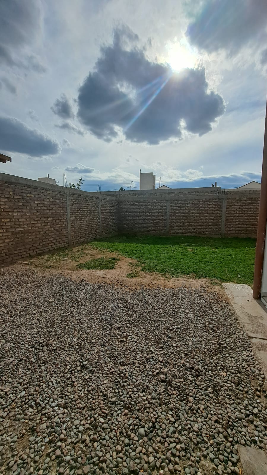 Cómoda y funcional casa en alquiler - Imagen 7
